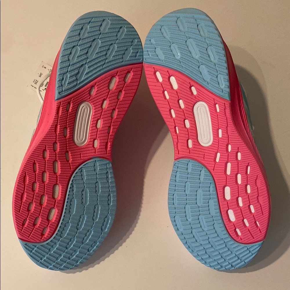 Adidas Ultra Run 5J Running Shoe - Picture 4 of 9